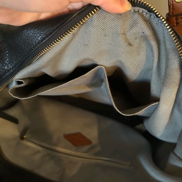 Black leather Fossil purse - Picture 5 of 9